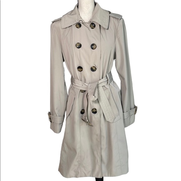 London Fog Jackets & Blazers - London Fog Tan Double Breasted Long Sleeve Trench Coat M